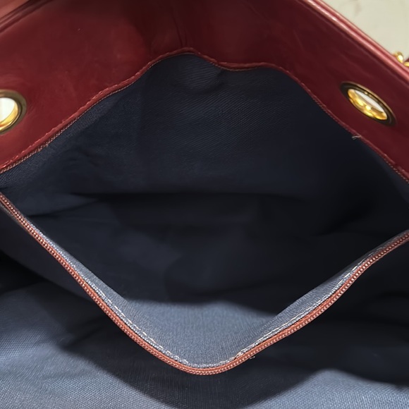 ❤️Chanel Quilted Leather Bow Bag ❤️ - Picture 15 of 17